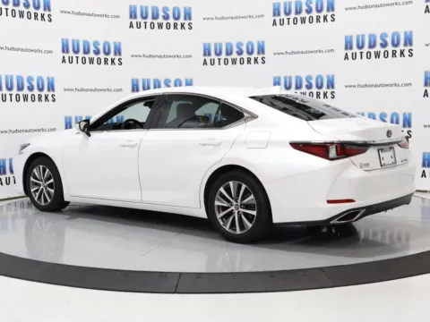 More photos of 2019 Lexus ES 350 at Hudson Autoworks Sales, NC