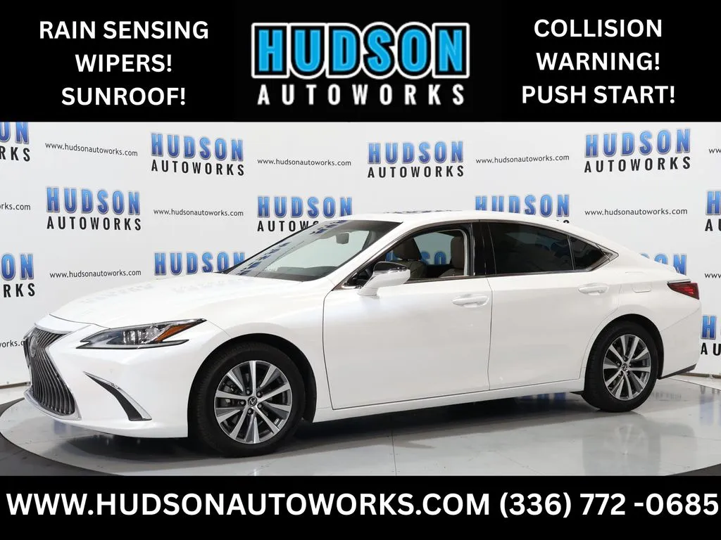 2019 Lexus ES 350 350's photo