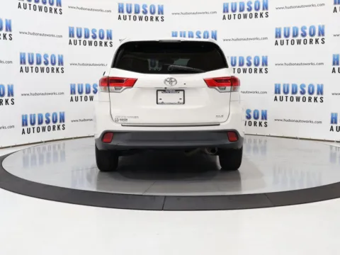 More photos of 2018 Toyota Highlander XLE at Hudson Autoworks Sales, NC
