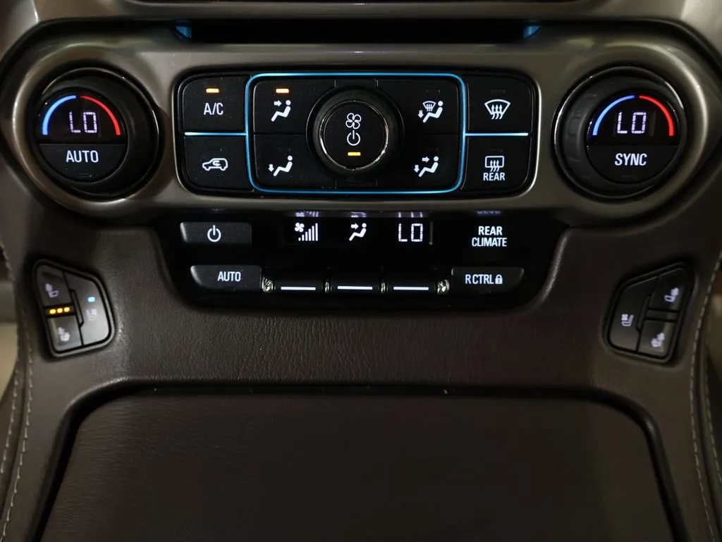 2018 Chevrolet Tahoe Premier - Photo 20