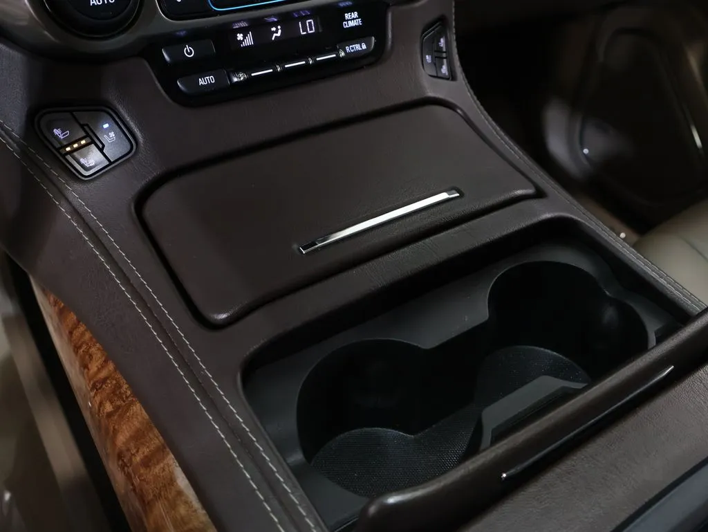 2018 Chevrolet Tahoe Premier - Photo 22