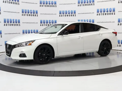 Photos of 2022 Nissan Altima 2.5 SR for sale in Greensboro, NC at Hudson Autoworks Sales