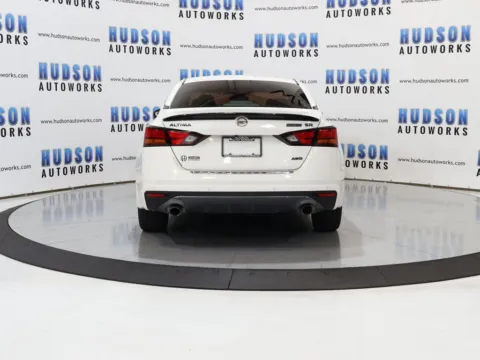 More photos of 2022 Nissan Altima 2.5 SR at Hudson Autoworks Sales, NC