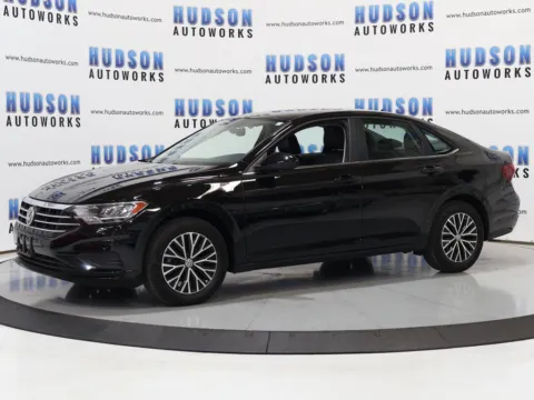 Photos of 2021 Volkswagen Jetta 1.4T SE for sale in Greensboro, NC at Hudson Autoworks Sales