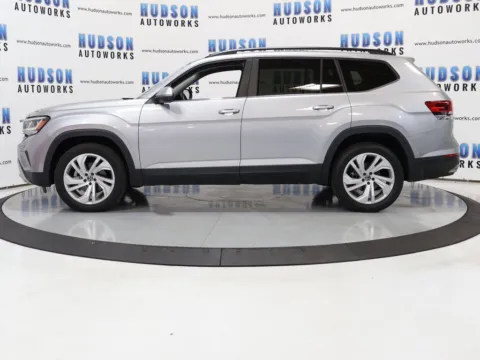 Another view of 2021 Volkswagen Atlas 3.6L V6 SE w/Technology for sale in Greensboro, NC at Hudson Autoworks Sales