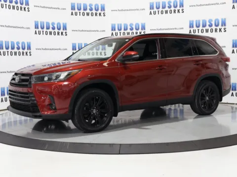 Photos of 2019 Toyota Highlander SE for sale in Greensboro, NC at Hudson Autoworks Sales