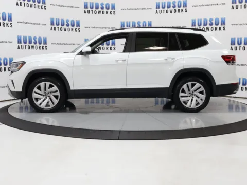 Another view of 2021 Volkswagen Atlas 3.6L V6 SE w/Technology for sale in Greensboro, NC at Hudson Autoworks Sales