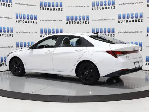 More photos of 2021 Hyundai Elantra SEL at Hudson Autoworks Sales, NC