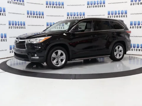 Photos of 2016 Toyota Highlander Limited Platinum V6 for sale in Greensboro, NC at Hudson Autoworks Sales