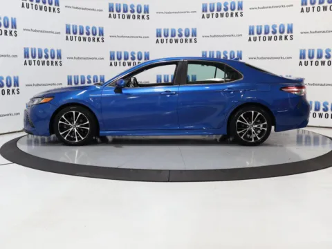 Another view of 2020 Toyota Camry SE for sale in Greensboro, NC at Hudson Autoworks Sales
