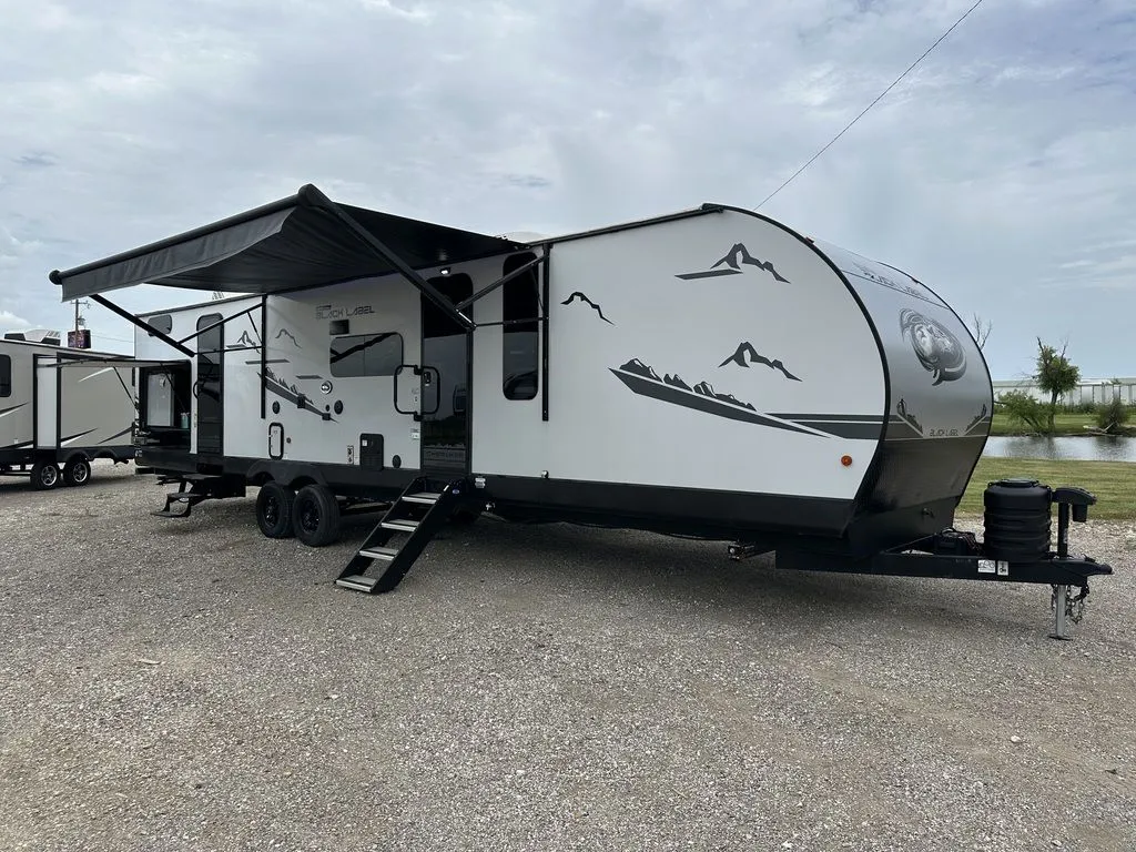 Unknown 2023 Forest River Cherokee 324TSBL for sale in Valley View, TX