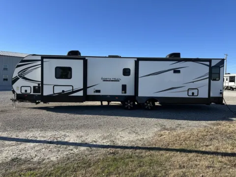More photos of 2021 Heartland North Trail 33RETS at Liberty Trail RV - Denton, TX