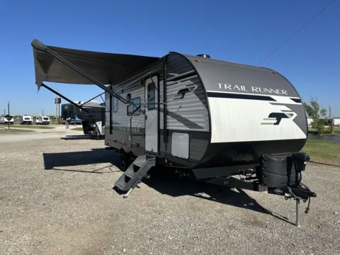 Unknown 2023 Heartland Rv Trail Runner 200 FBSS for sale in Valley View, TX
