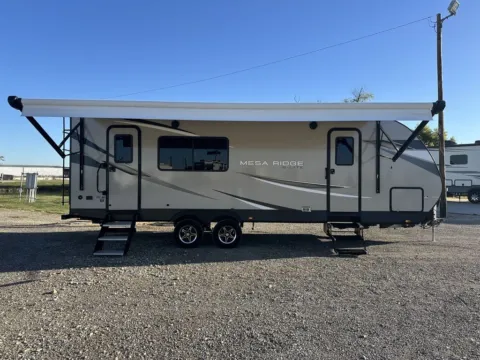 Photos of 2022 Highland Ridge Mesa Ridge 232MD for sale in Valley View, TX at Liberty Trail RV - Denton