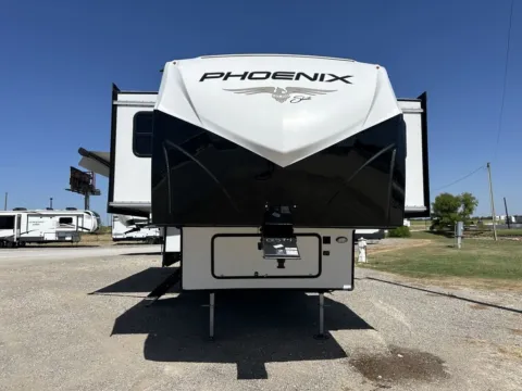 More photos of 2022 Shasta Phoenix 334FL at Liberty Trail RV - Denton, TX