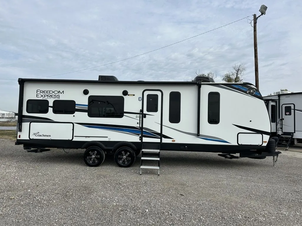 Unknown 2024 Coachmen Freedom Express 274RKS for sale in Valley View, TX