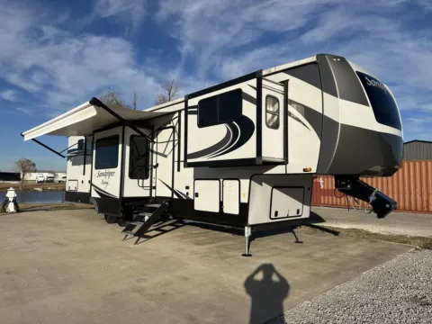 More photos of 2022 Forest River Sandpiper 391FLRB at Liberty Trail RV - Denton, TX