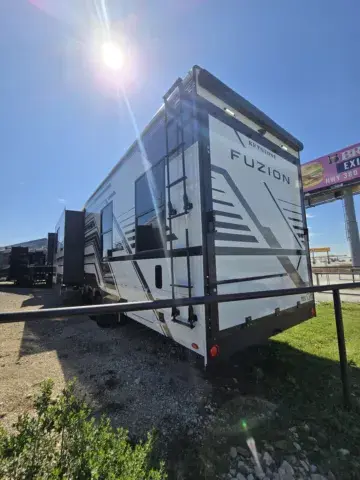 More photos of 2026 Keystone Fuzion 432 at Liberty Trail RV - Denton, TX