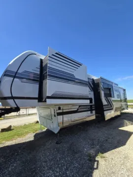 More photos of 2026 Keystone RV Fuzion 432 at Liberty Trail RV - Denton, TX