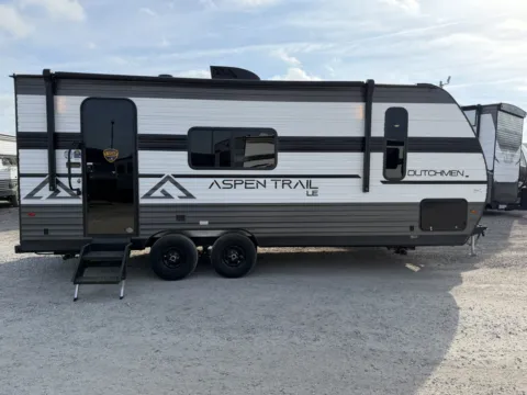 Photos of 2026 Dutchmen Aspen Trail 19RB for sale in Valley View, TX at Liberty Trail RV - Denton