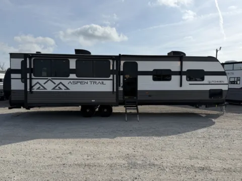 Another view of 2026 Dutchmen Aspen Trail 3410RLL for sale in Valley View, TX at Liberty Trail RV - Denton