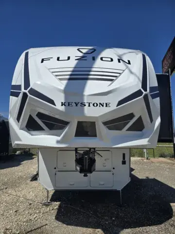 White 2026 Keystone Fuzion 419 for sale in Valley View, TX