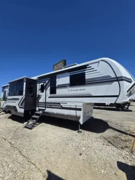 White 2026 Keystone RV Fuzion 419 for sale in Valley View, TX