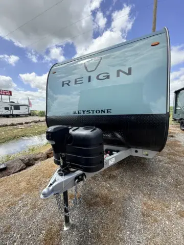 Photos of 2026 Keystone Reign 19RK for sale in Valley View, TX at Liberty Trail RV - Denton