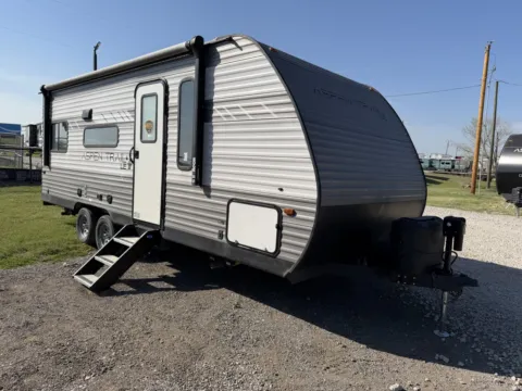 More photos of 2022 Dutchmen Aspen Trail 21RD at Liberty Trail RV - Denton, TX