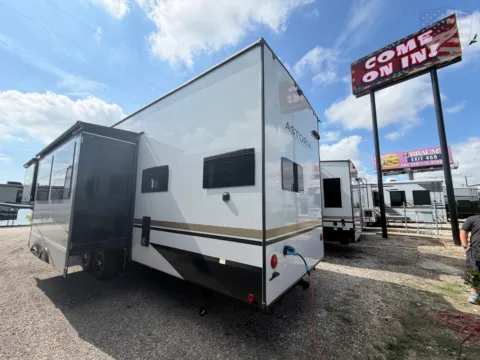 More photos of 2026 Dutchmen RV Astoria 3403RKP at Liberty Trail RV - Denton, TX
