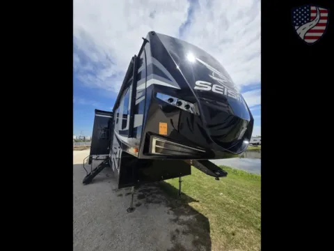 More photos of 2020 Jayco Seismic 4114 at Liberty Trail RV - Denton, TX