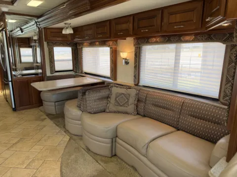 Brown 2007 Holiday Rambler Imperial 42PBQ for sale in Valley View, TX