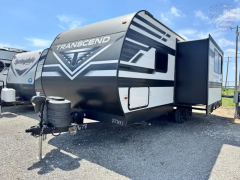 Another view of 2024 Grand Design Transcend 221RB for sale in Valley View, TX at Liberty Trail RV - Denton