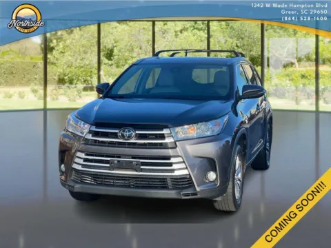 Gray 2018 Toyota Highlander XLE for sale in Greer, SC