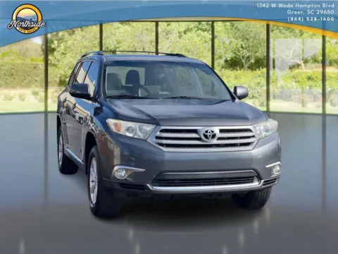 More photos of 2012 Toyota Highlander SE at Northside Auto Sales, SC