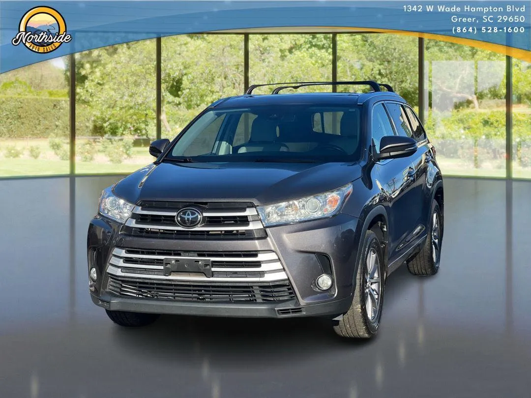 Gray 2018 Toyota Highlander XLE for sale in Greer, SC