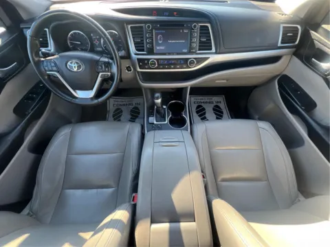 Photos of 2018 Toyota Highlander XLE for sale in Greer, SC at Northside Auto Sales