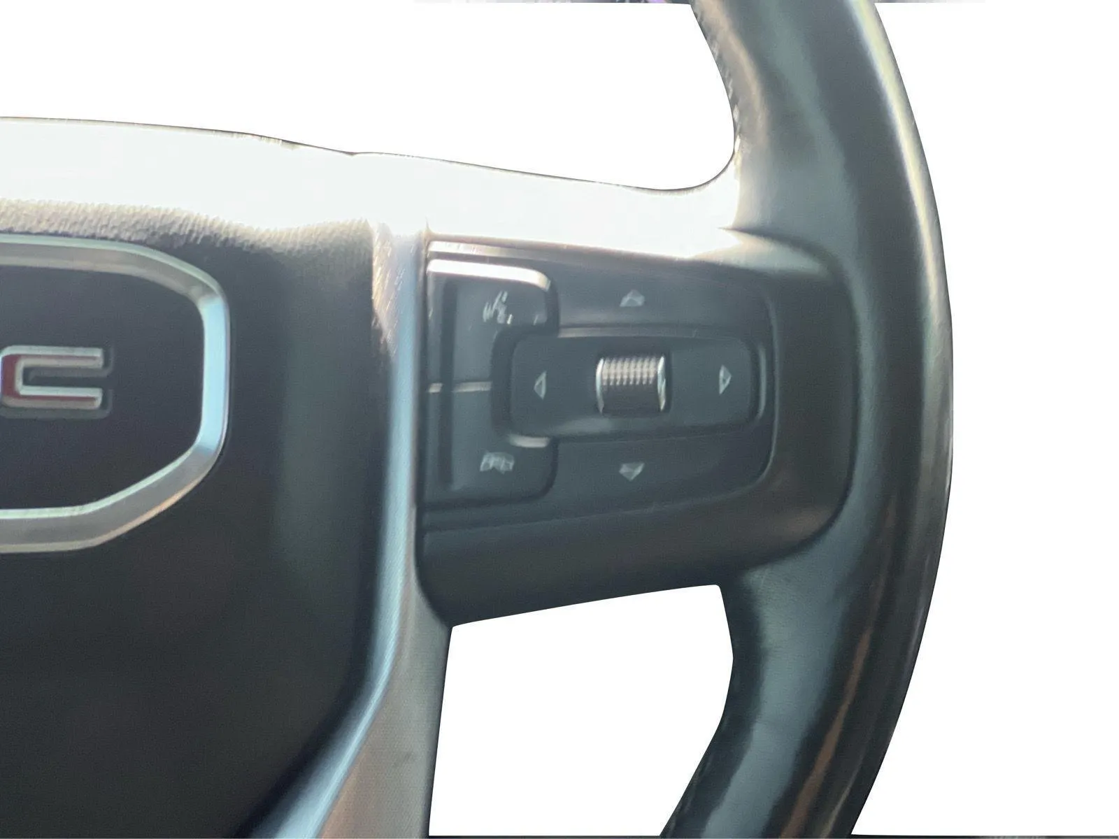 2019 GMC Sierra 1500 SLT - Photo 17