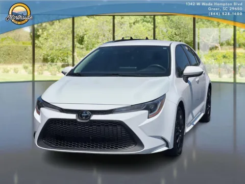 White 2021 Toyota Corolla LE for sale in Greer, SC