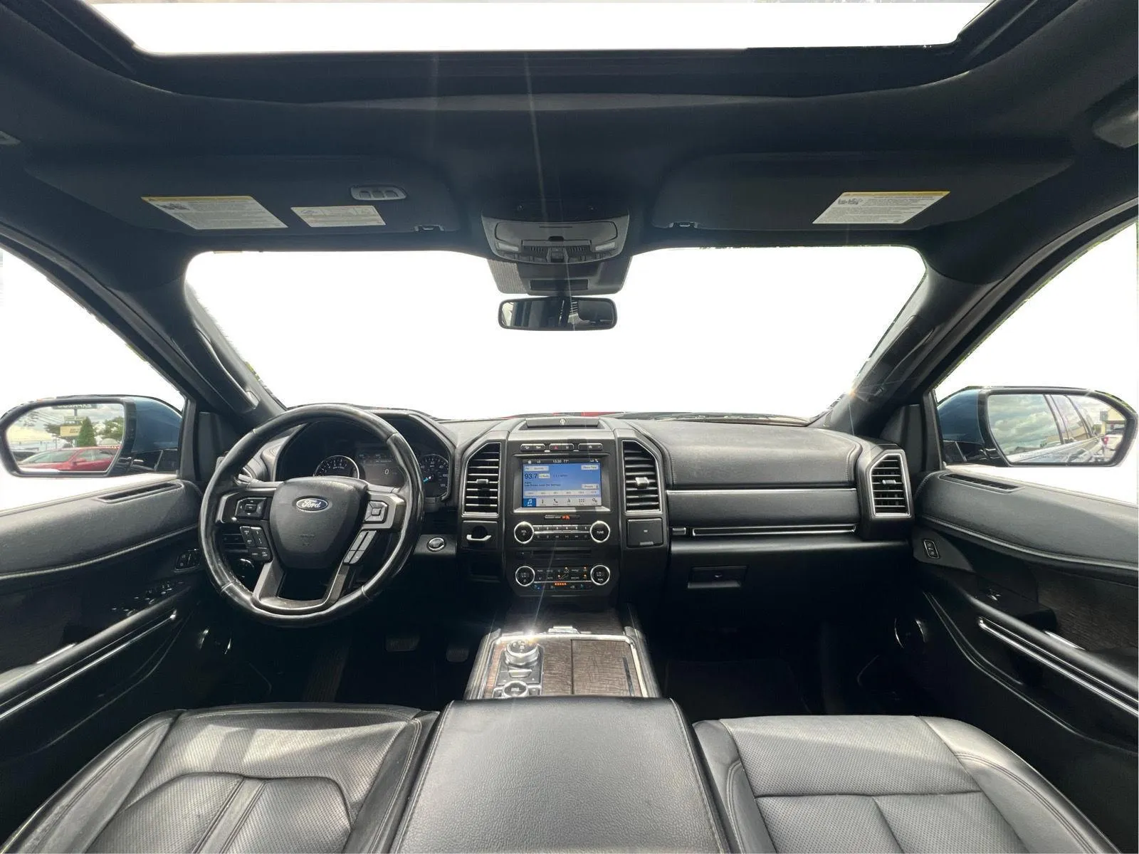 2018 Ford Expedition Limited - Photo 9