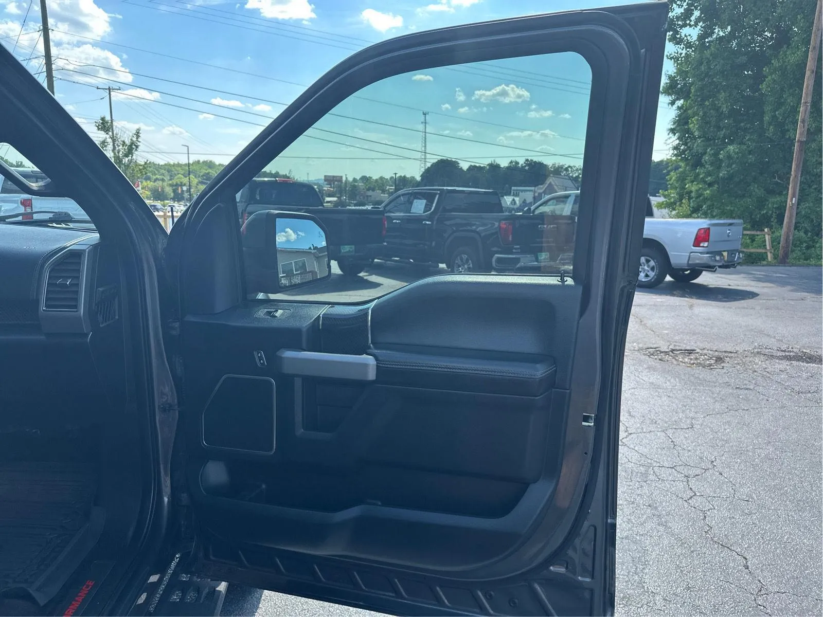 2019 Ford F-150 Raptor - Photo 21
