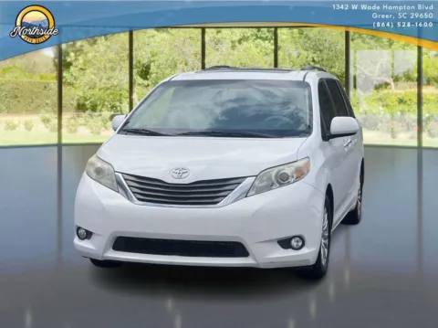 White 2014 Toyota Sienna XLE for sale in Greer, SC