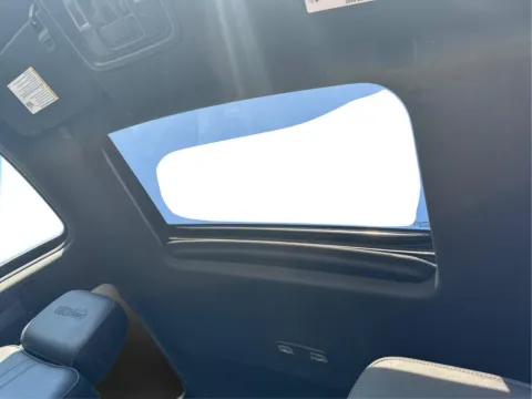 More photos of 2019 Chevrolet Silverado 1500 High Country at Northside Auto Sales, SC