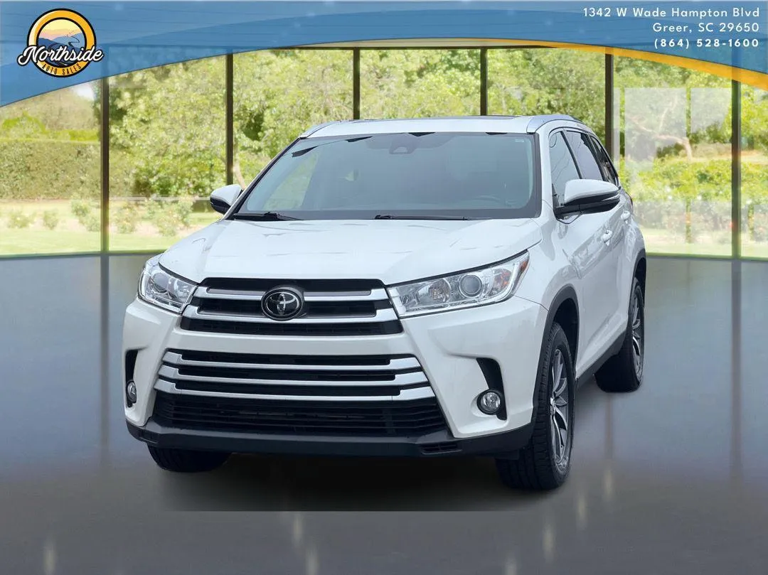 White 2019 Toyota Highlander XLE for sale in Greer, SC