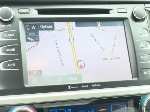 More photos of 2019 Toyota Highlander XLE at Northside Auto Sales, SC