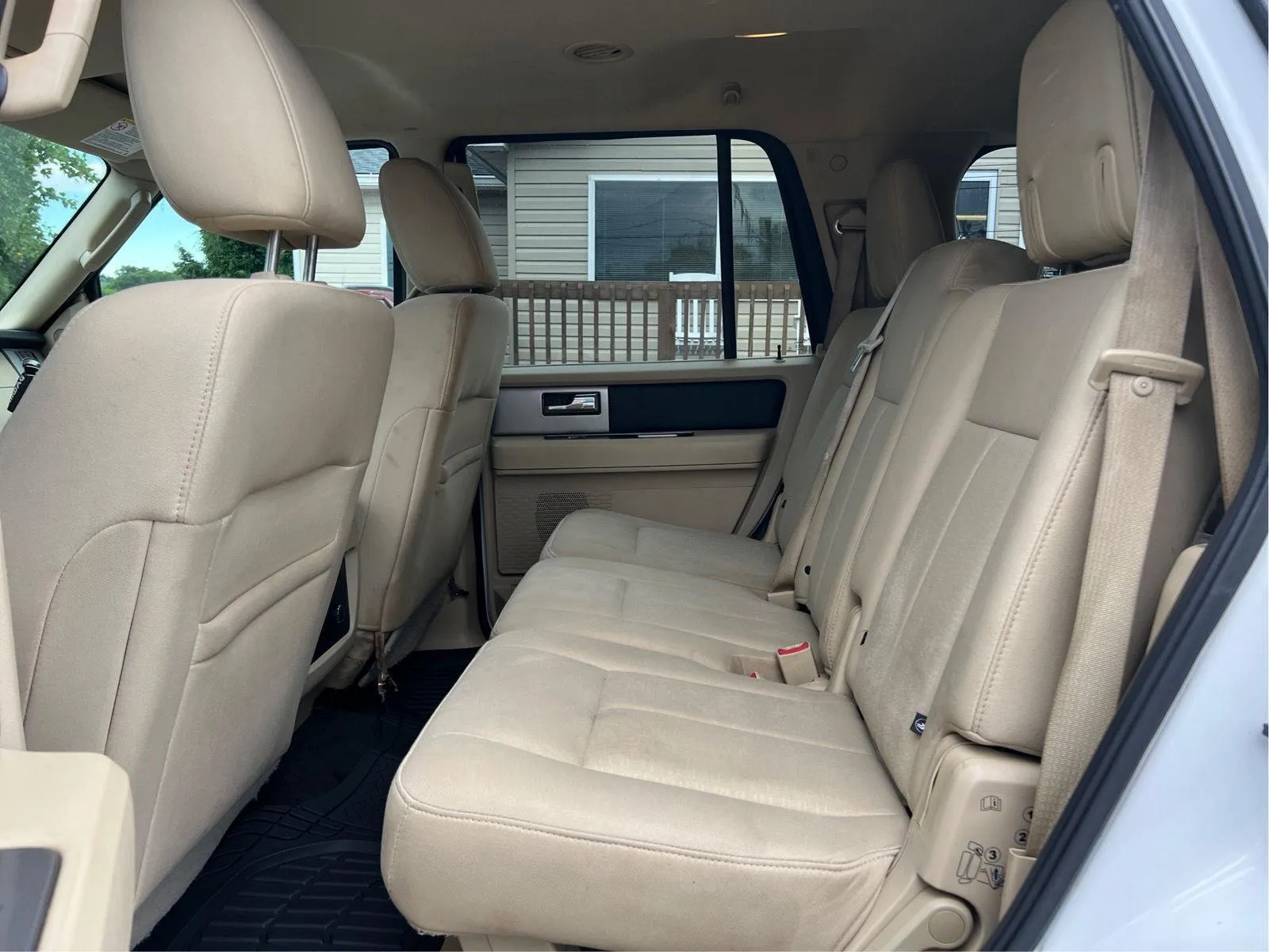 2017 Ford Expedition XLT - Photo 12
