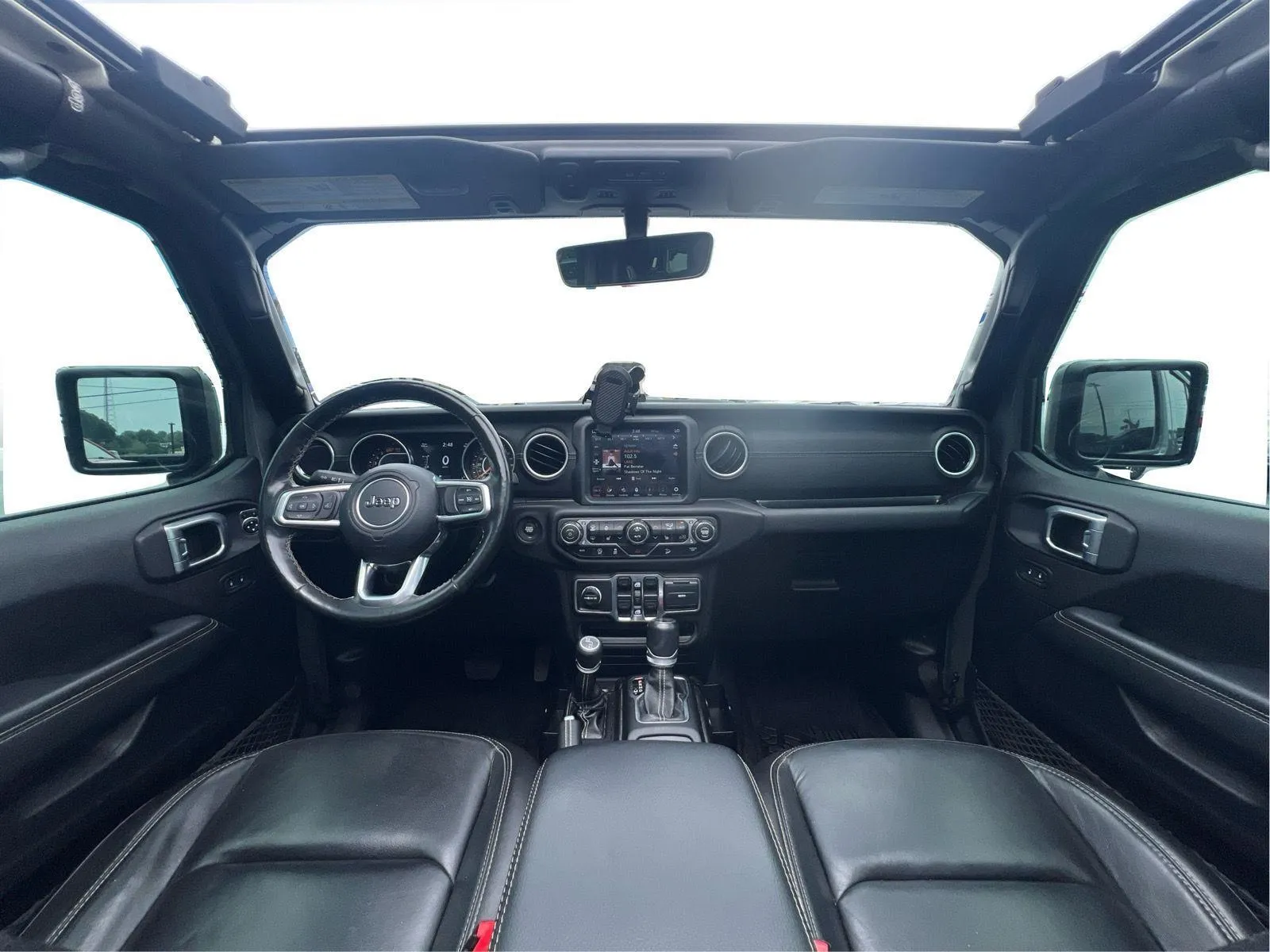 2020 Jeep Wrangler Unlimited Sahara - Photo 9