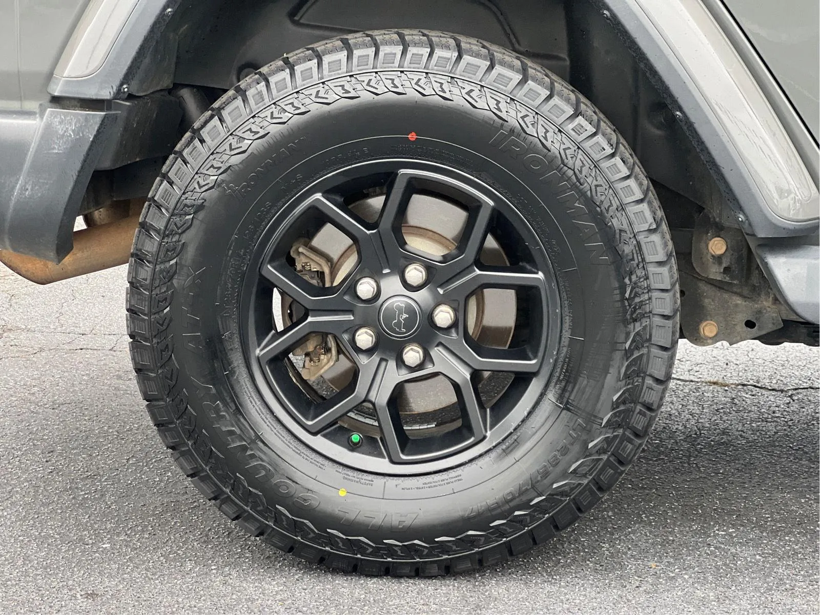 2020 Jeep Wrangler Unlimited Sahara - Photo 27