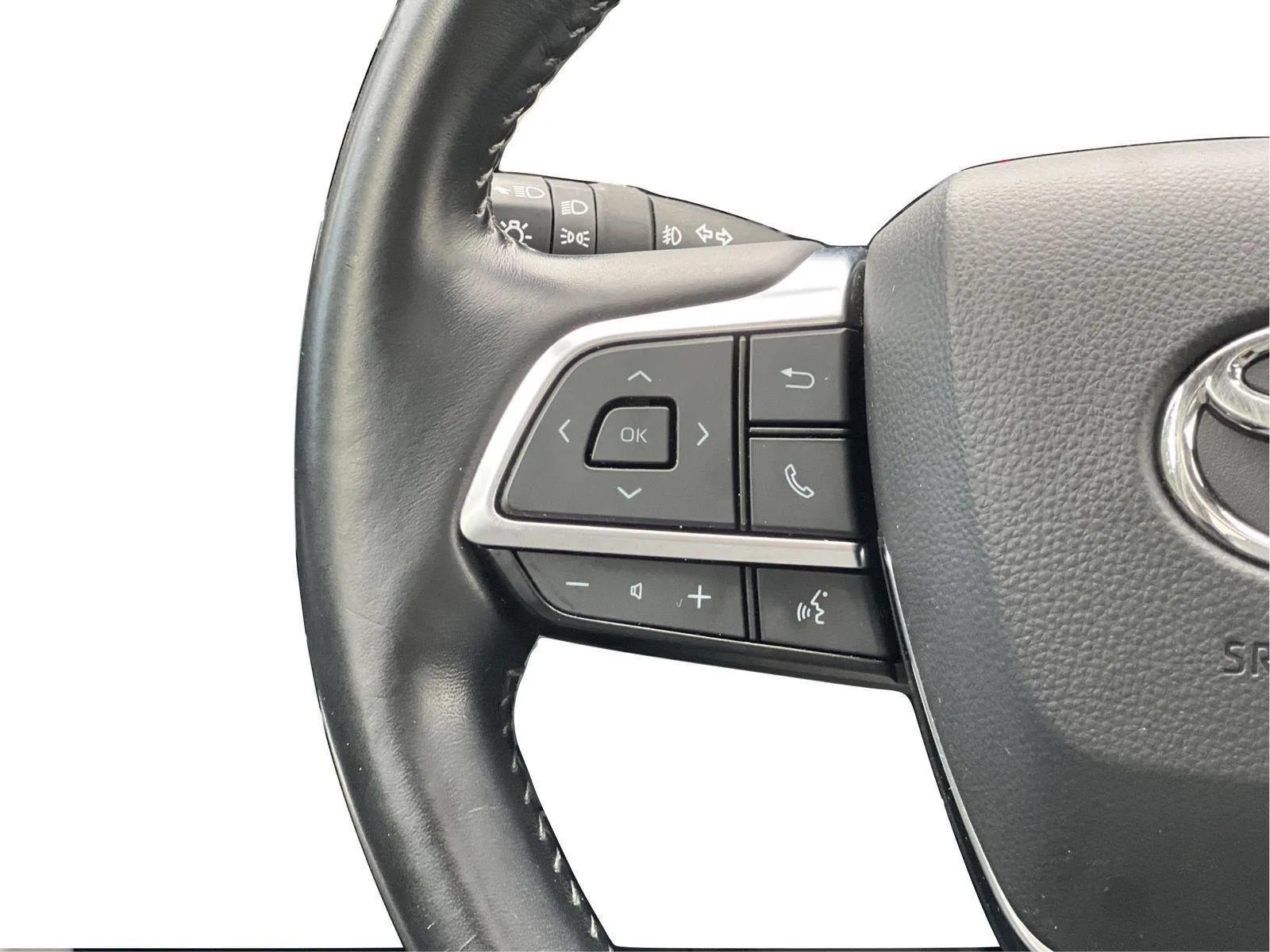 2021 Toyota Highlander XLE - Photo 16