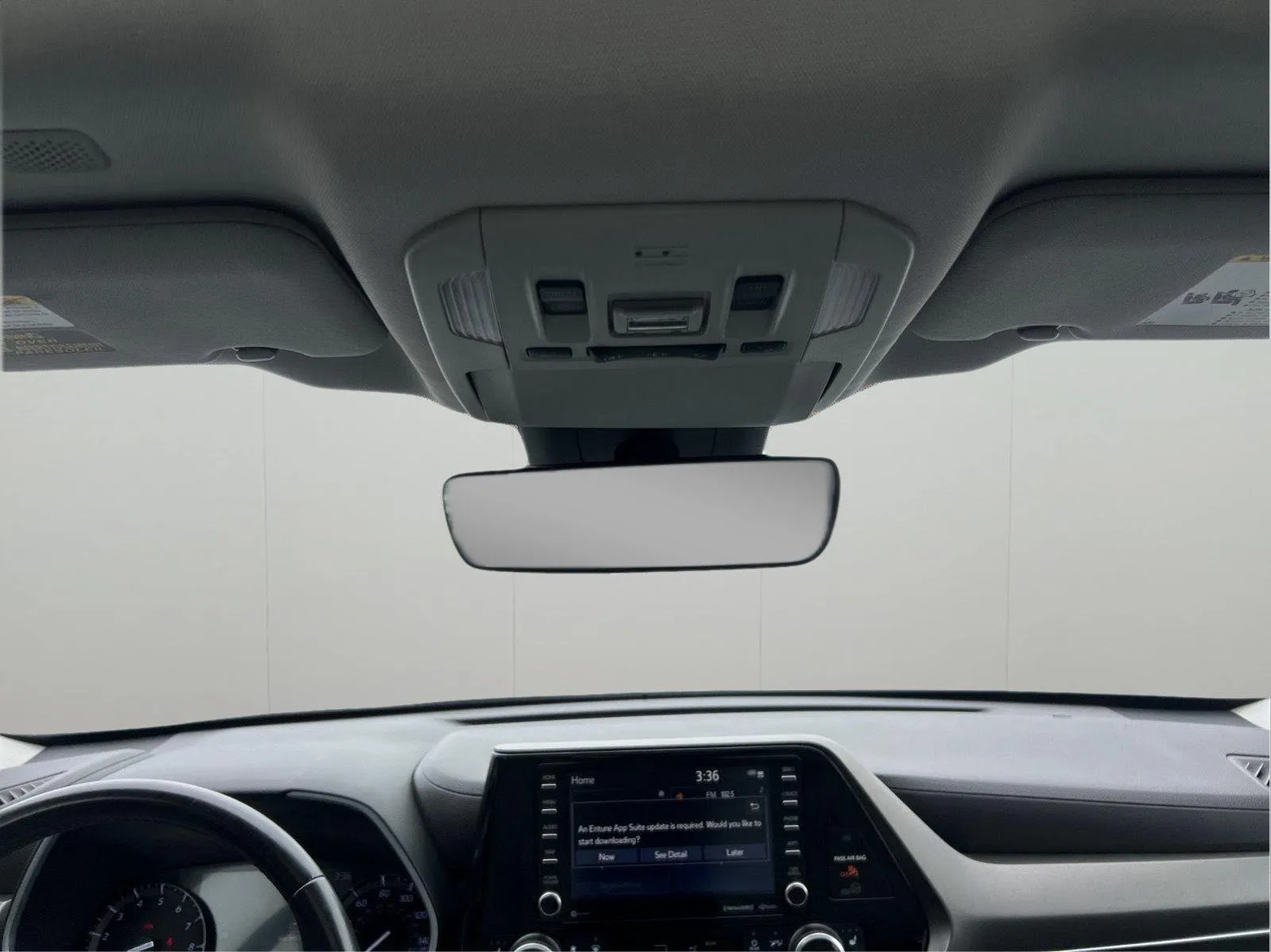 2021 Toyota Highlander XLE - Photo 19